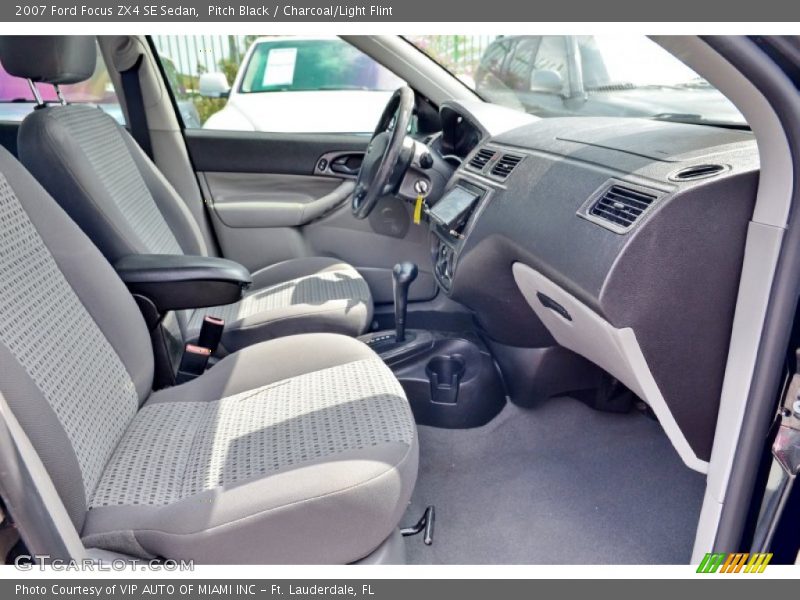 Pitch Black / Charcoal/Light Flint 2007 Ford Focus ZX4 SE Sedan