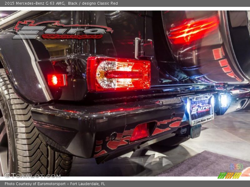 Black / designo Classic Red 2015 Mercedes-Benz G 63 AMG
