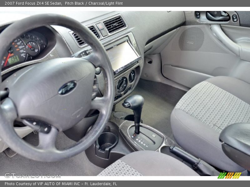 Pitch Black / Charcoal/Light Flint 2007 Ford Focus ZX4 SE Sedan