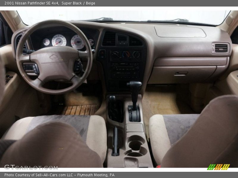 Super Black / Beige 2001 Nissan Pathfinder SE 4x4