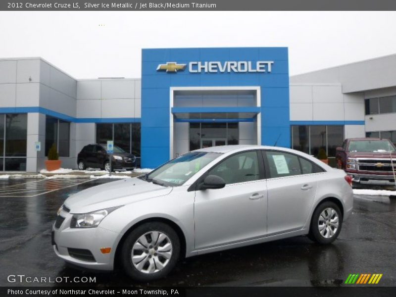 Silver Ice Metallic / Jet Black/Medium Titanium 2012 Chevrolet Cruze LS