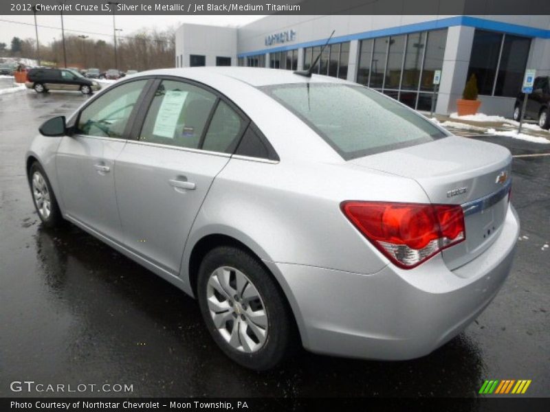 Silver Ice Metallic / Jet Black/Medium Titanium 2012 Chevrolet Cruze LS