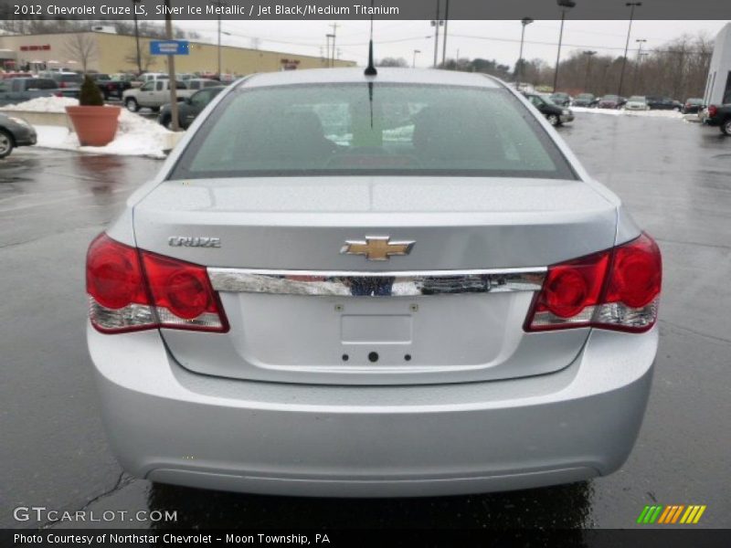 Silver Ice Metallic / Jet Black/Medium Titanium 2012 Chevrolet Cruze LS