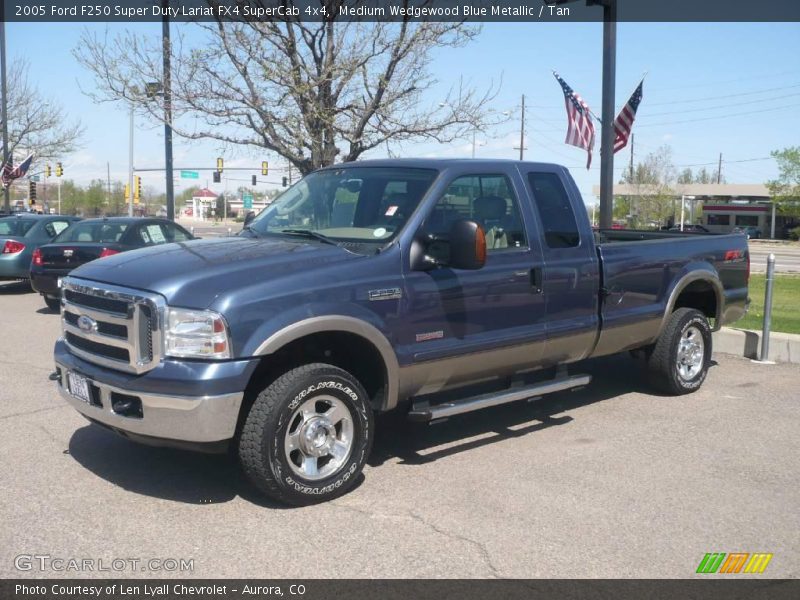 Medium Wedgewood Blue Metallic / Tan 2005 Ford F250 Super Duty Lariat FX4 SuperCab 4x4