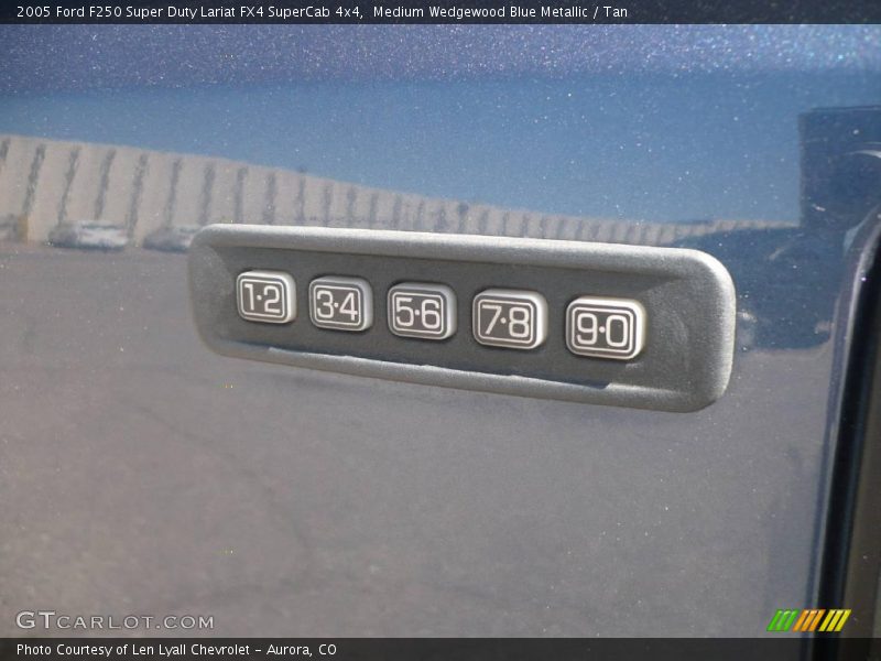 Medium Wedgewood Blue Metallic / Tan 2005 Ford F250 Super Duty Lariat FX4 SuperCab 4x4
