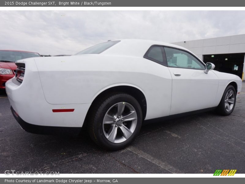Bright White / Black/Tungsten 2015 Dodge Challenger SXT