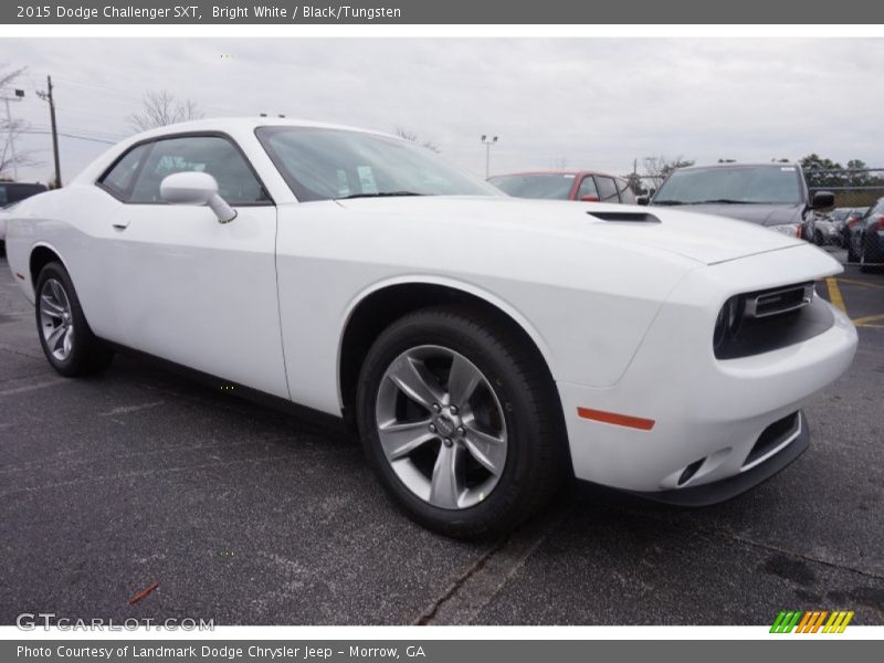Bright White / Black/Tungsten 2015 Dodge Challenger SXT