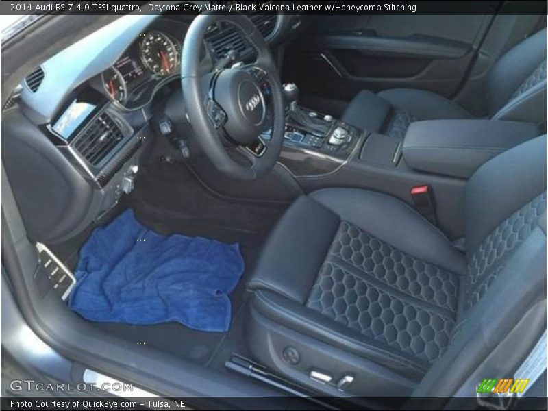 2014 RS 7 4.0 TFSI quattro Black Valcona Leather w/Honeycomb Stitching Interior