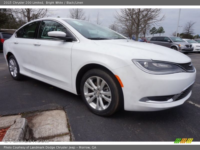 Bright White / Black/Linen 2015 Chrysler 200 Limited