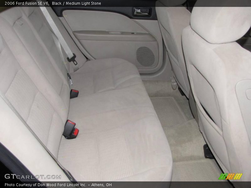 Black / Medium Light Stone 2006 Ford Fusion SE V6