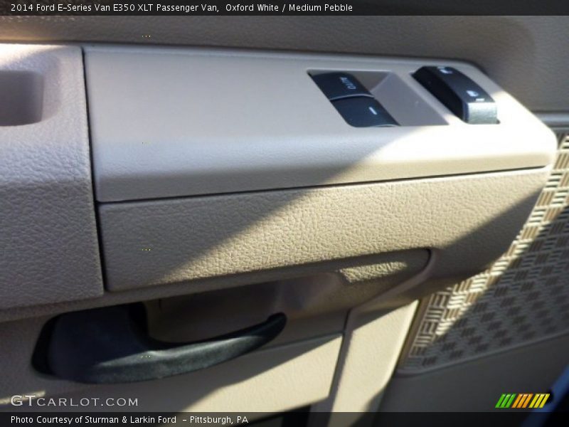 Oxford White / Medium Pebble 2014 Ford E-Series Van E350 XLT Passenger Van
