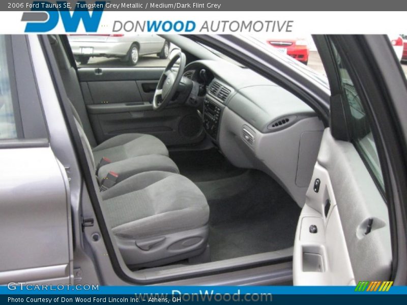 Tungsten Grey Metallic / Medium/Dark Flint Grey 2006 Ford Taurus SE