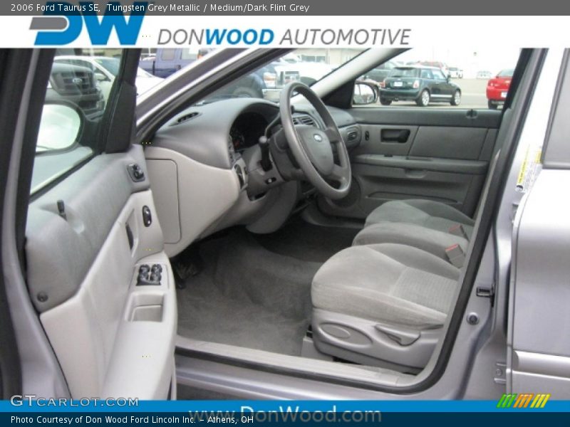 Tungsten Grey Metallic / Medium/Dark Flint Grey 2006 Ford Taurus SE