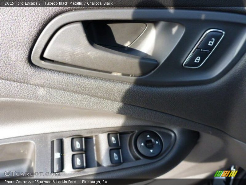 Tuxedo Black Metallic / Charcoal Black 2015 Ford Escape S