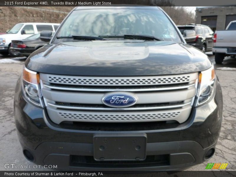 Tuxedo Black / Medium Light Stone 2015 Ford Explorer 4WD