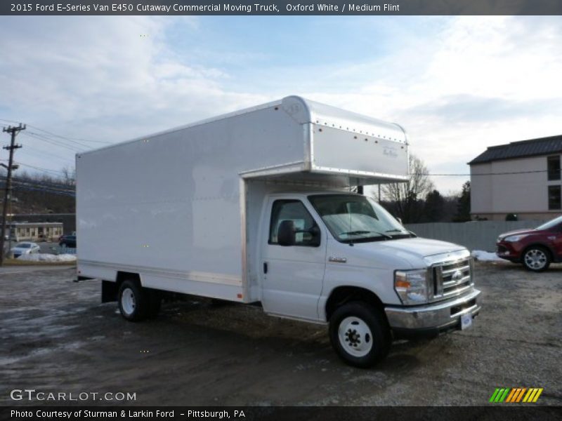 Front 3/4 View of 2015 E-Series Van E450 Cutaway Commercial Moving Truck