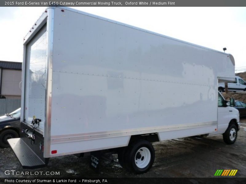  2015 E-Series Van E450 Cutaway Commercial Moving Truck Oxford White