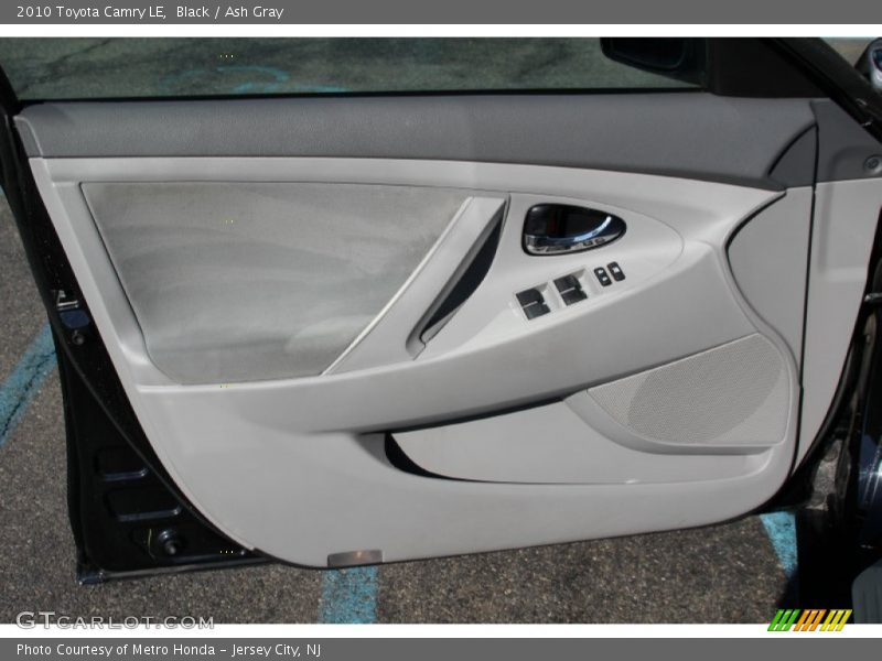 Black / Ash Gray 2010 Toyota Camry LE