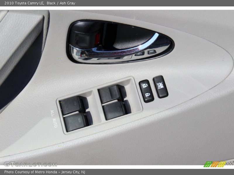 Black / Ash Gray 2010 Toyota Camry LE