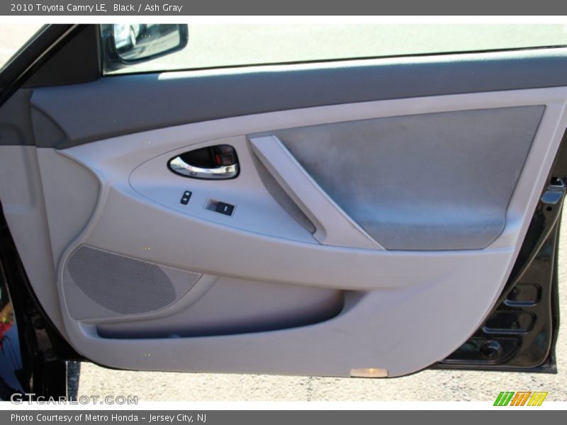 Black / Ash Gray 2010 Toyota Camry LE