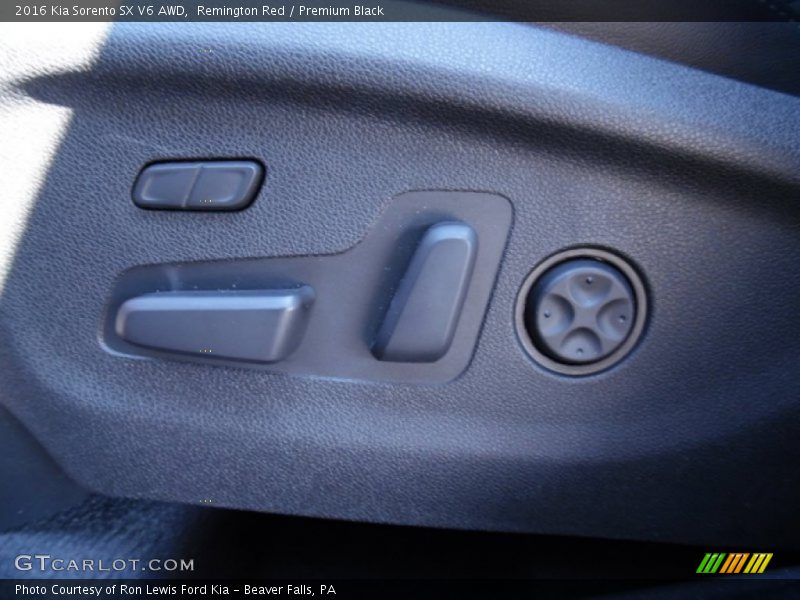 Remington Red / Premium Black 2016 Kia Sorento SX V6 AWD