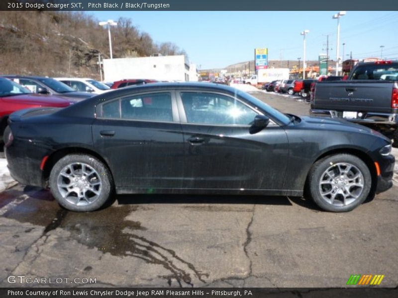 Pitch Black / Black/Tungsten 2015 Dodge Charger SXT