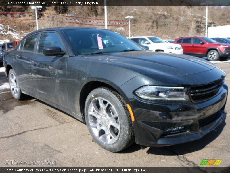 Pitch Black / Black/Tungsten 2015 Dodge Charger SXT