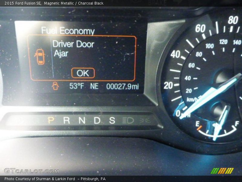 Magnetic Metallic / Charcoal Black 2015 Ford Fusion SE