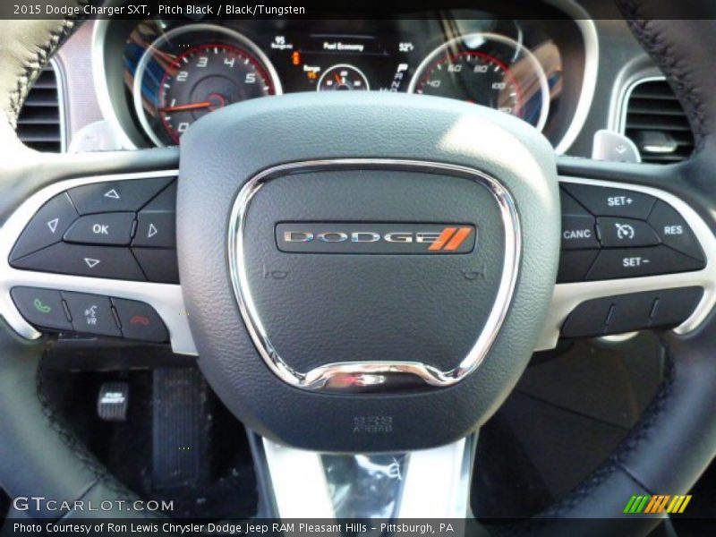 Pitch Black / Black/Tungsten 2015 Dodge Charger SXT