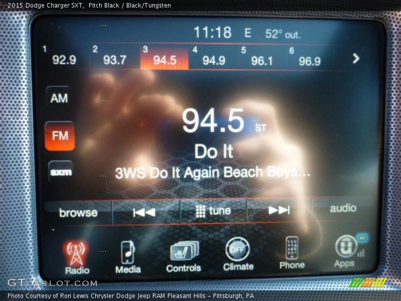 Pitch Black / Black/Tungsten 2015 Dodge Charger SXT