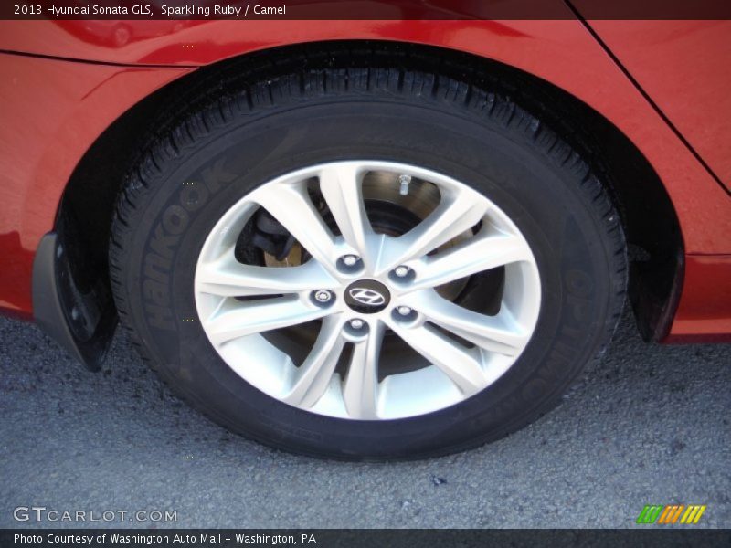 Sparkling Ruby / Camel 2013 Hyundai Sonata GLS