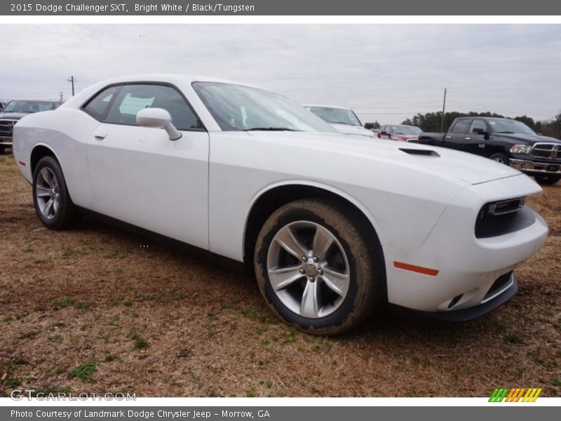 Bright White / Black/Tungsten 2015 Dodge Challenger SXT
