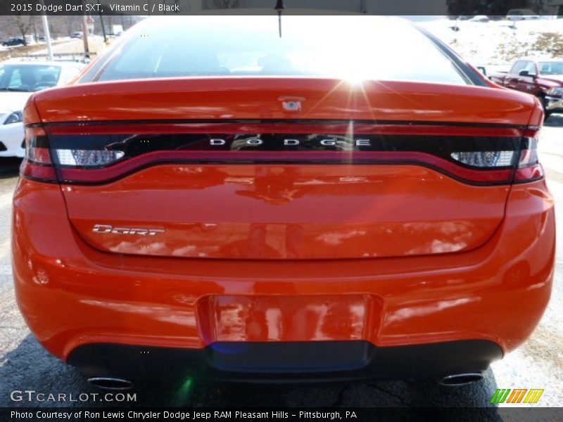 Vitamin C / Black 2015 Dodge Dart SXT