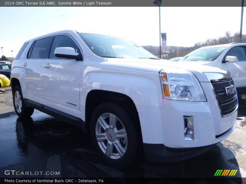 Front 3/4 View of 2014 Terrain SLE AWD