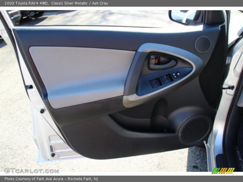 Classic Silver Metallic / Ash Gray 2009 Toyota RAV4 4WD