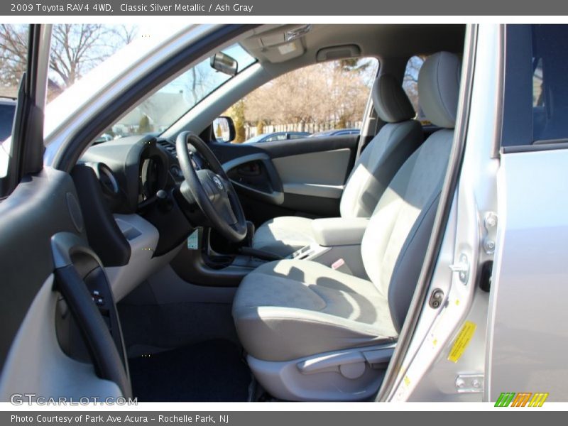 Classic Silver Metallic / Ash Gray 2009 Toyota RAV4 4WD