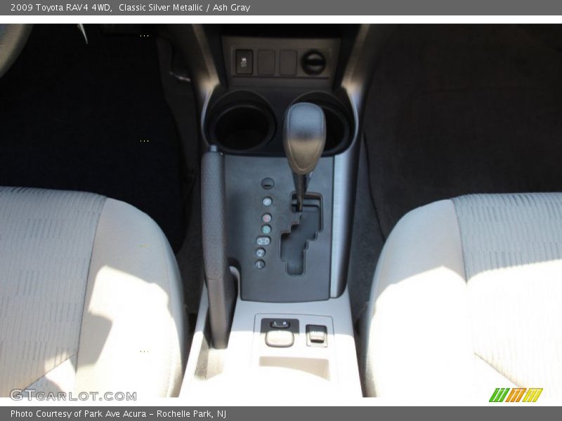Classic Silver Metallic / Ash Gray 2009 Toyota RAV4 4WD