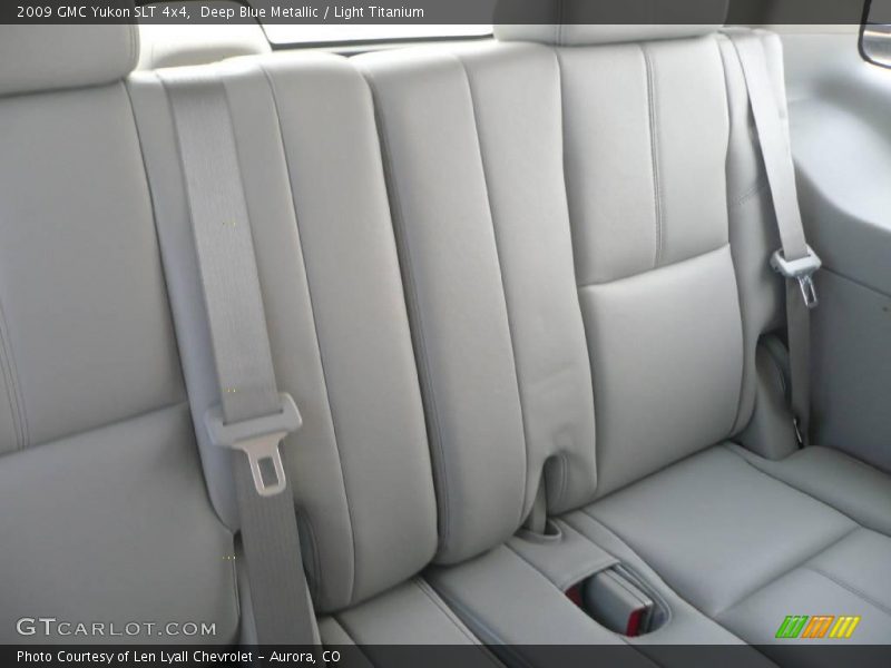 Deep Blue Metallic / Light Titanium 2009 GMC Yukon SLT 4x4