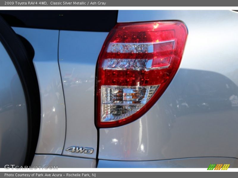 Classic Silver Metallic / Ash Gray 2009 Toyota RAV4 4WD