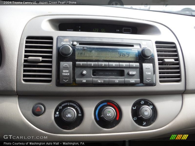 Aspen Green Pearl / Stone 2004 Toyota Camry LE