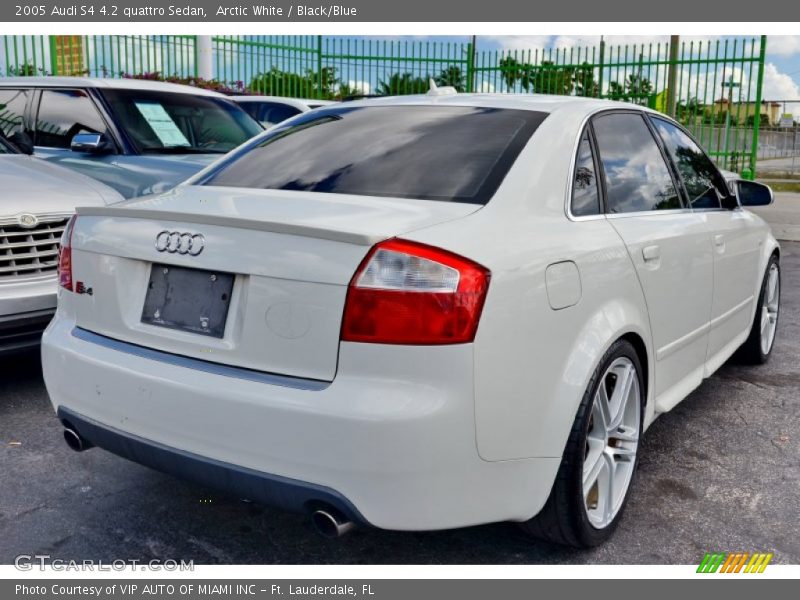 Arctic White / Black/Blue 2005 Audi S4 4.2 quattro Sedan