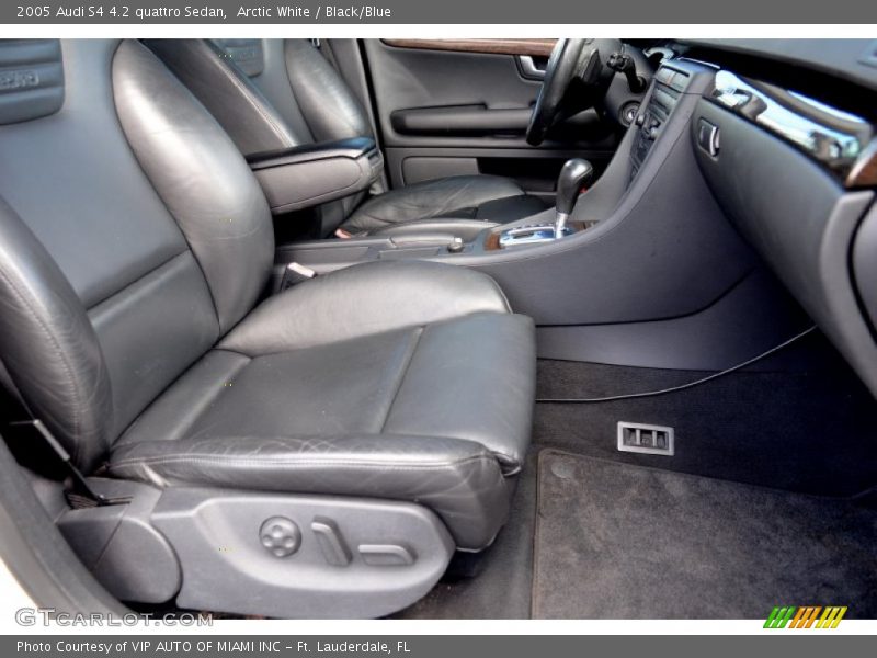 Arctic White / Black/Blue 2005 Audi S4 4.2 quattro Sedan