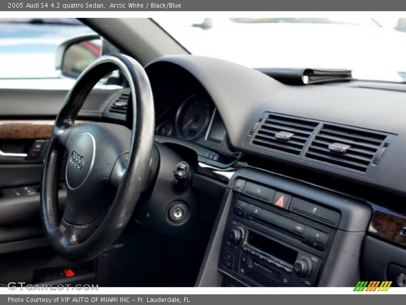 Arctic White / Black/Blue 2005 Audi S4 4.2 quattro Sedan