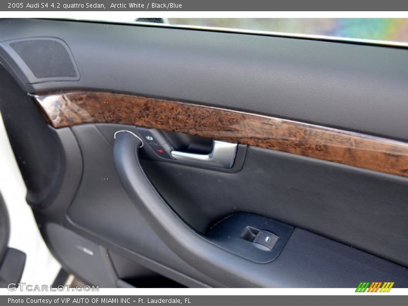 Arctic White / Black/Blue 2005 Audi S4 4.2 quattro Sedan