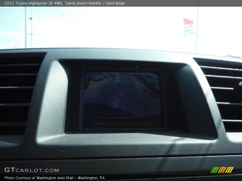 Sandy Beach Metallic / Sand Beige 2012 Toyota Highlander SE 4WD
