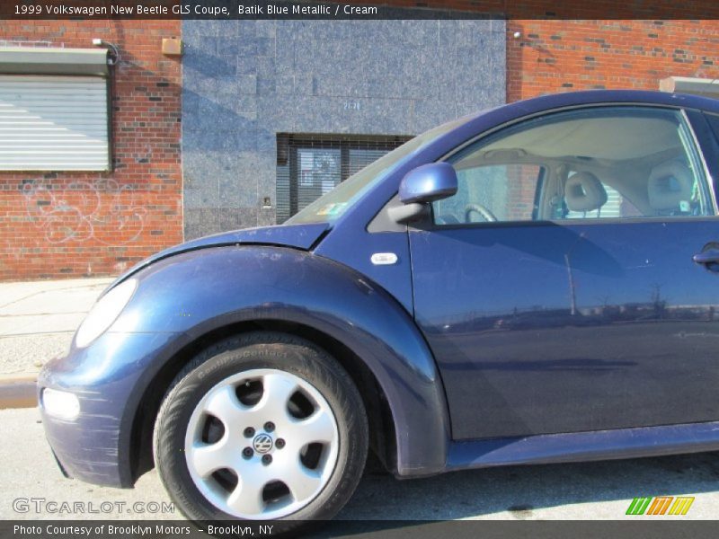 Batik Blue Metallic / Cream 1999 Volkswagen New Beetle GLS Coupe