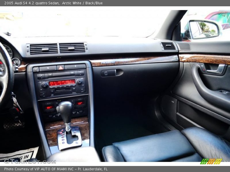 Arctic White / Black/Blue 2005 Audi S4 4.2 quattro Sedan