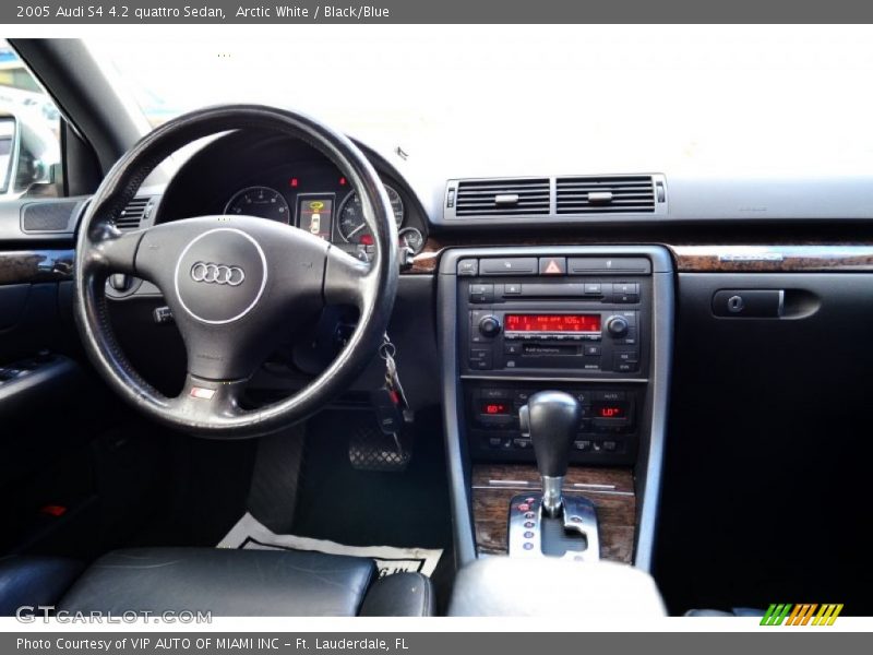 Arctic White / Black/Blue 2005 Audi S4 4.2 quattro Sedan