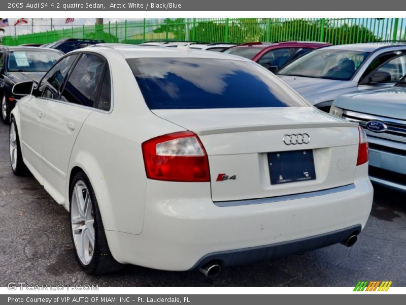 Arctic White / Black/Blue 2005 Audi S4 4.2 quattro Sedan