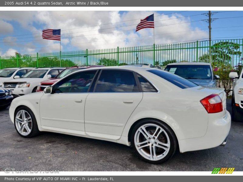 Arctic White / Black/Blue 2005 Audi S4 4.2 quattro Sedan